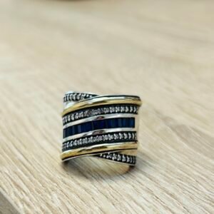 Anillo de plata y apliques con piedras