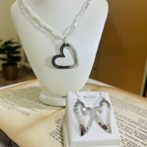 Caravanas de plata largas corazones