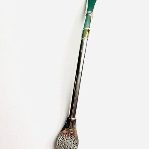 bombilla de plata y tarjeta
